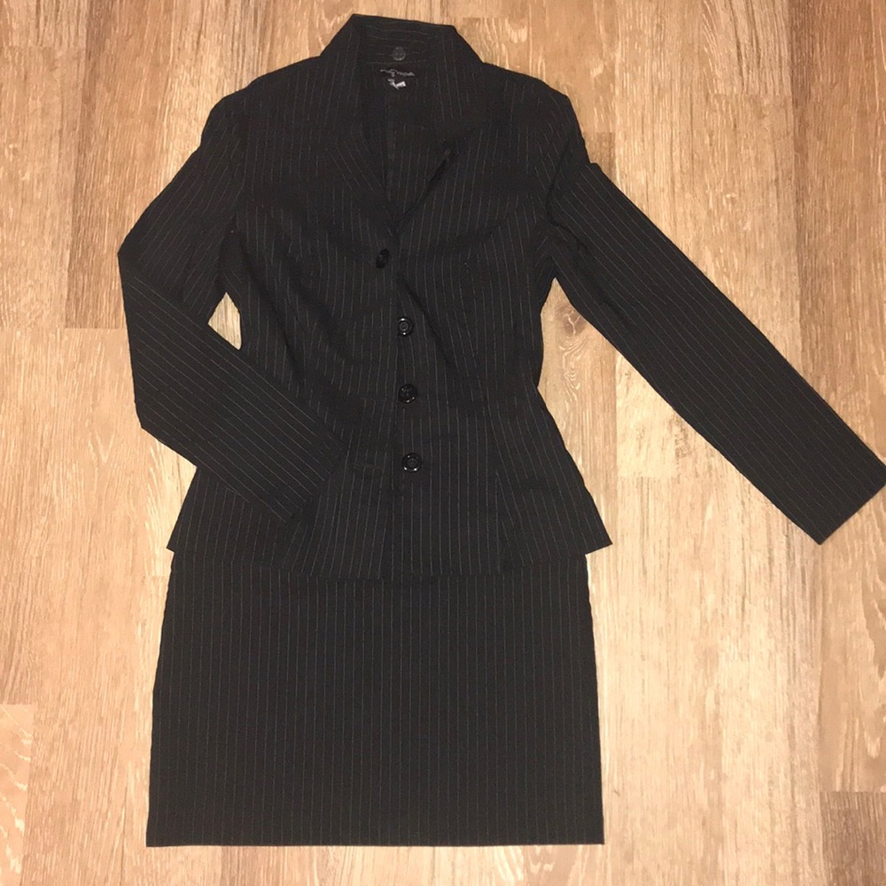 ♻️ My Michelle Pinstripe Two-Piece Blazer & Skirt